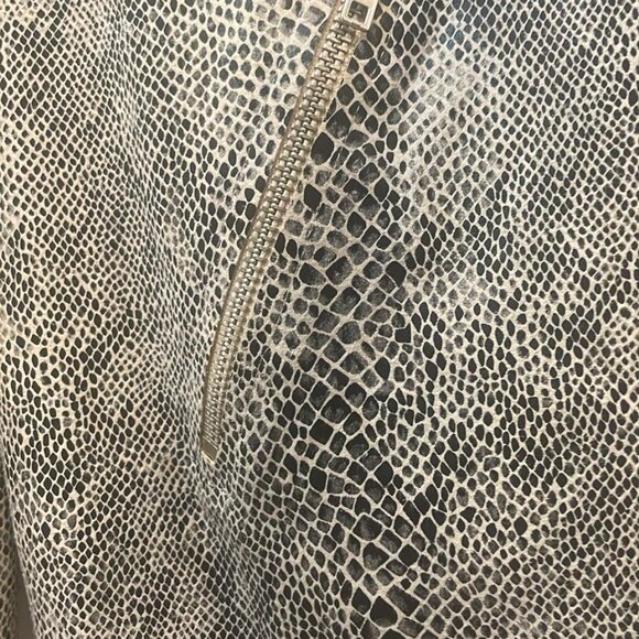 Skies Are Blue Snakeskin Drape Front Jacket – Size Large - Picture 6 of 11